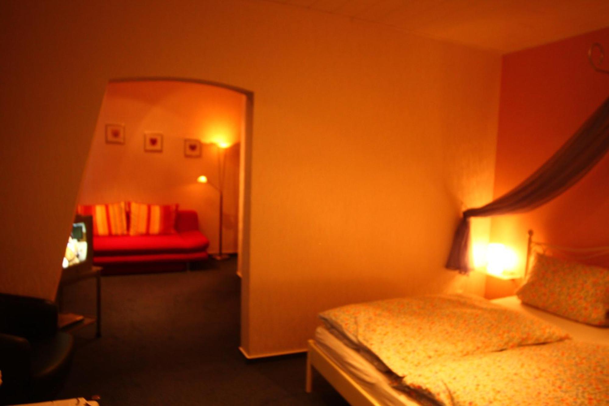 Moselromantik-Hotel Zum Loewen Ediger-Eller Rom bilde